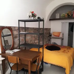 La Cave Medievale De Sanremo